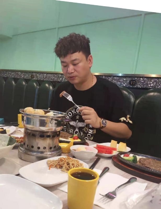 杰的第二张照片--包头相亲服务中心