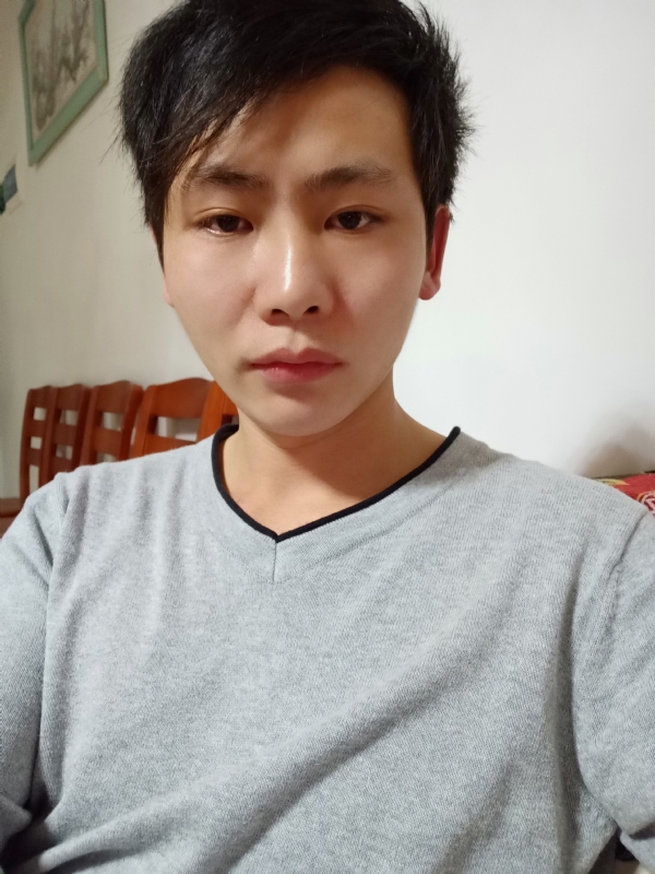 小强的第一张照片--包头相亲服务中心