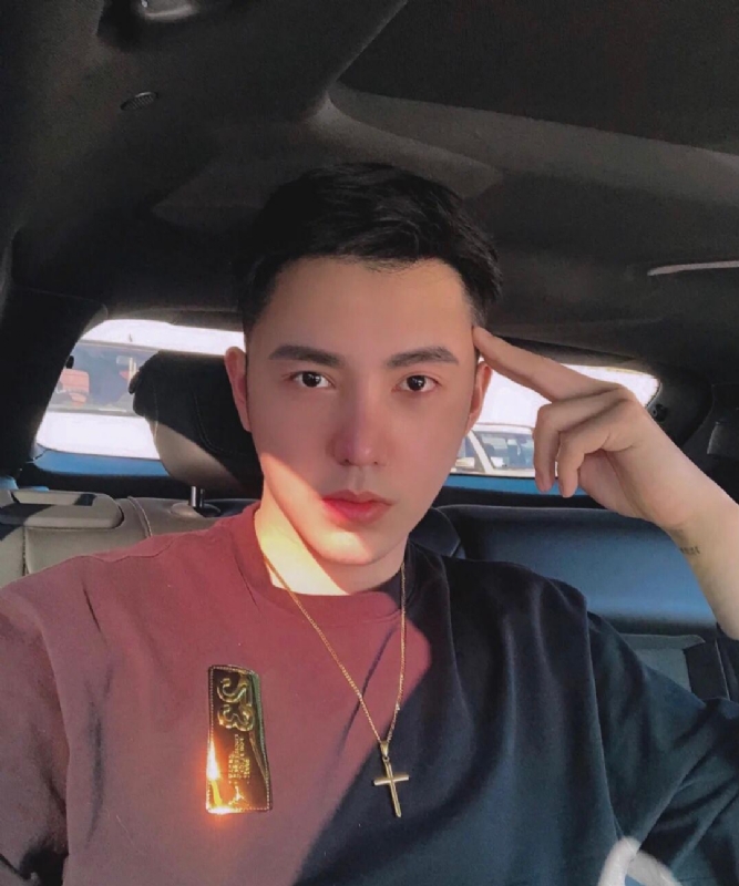 陈宇文的第一张照片--包头相亲服务中心