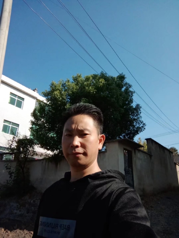 寻缘中的第二张照片--包头相亲服务中心