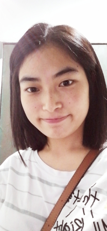 向日葵无一例外的第一张照片--包头相亲服务中心