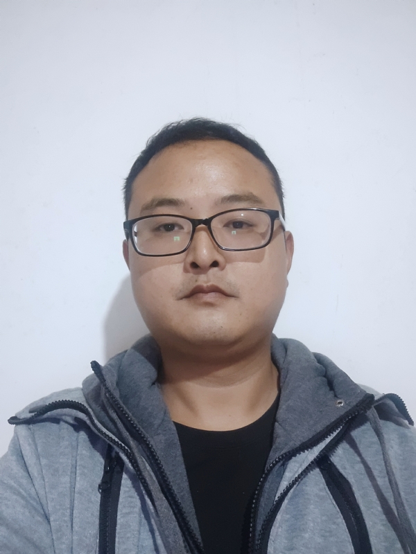 爱在一瞬间的第一张照片--包头相亲服务中心