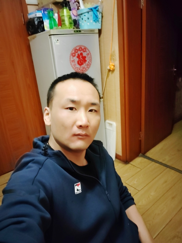 子昂的第一张照片--包头相亲服务中心