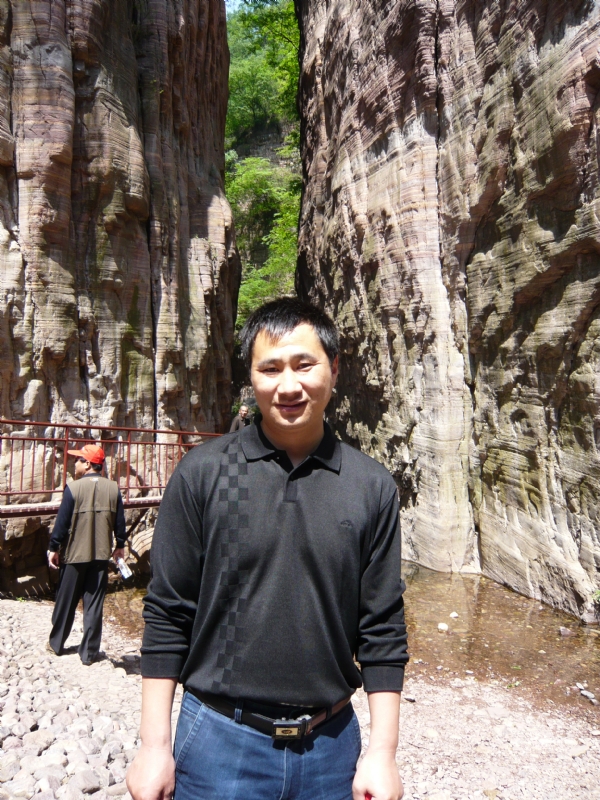 阳光幸福快乐的第三张照片--包头相亲服务中心