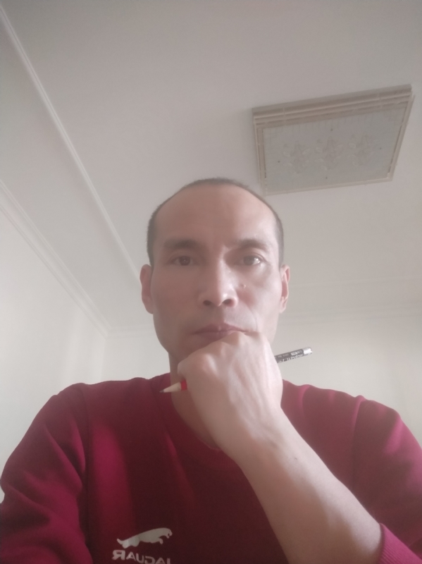 左边的第一张照片--包头相亲服务中心