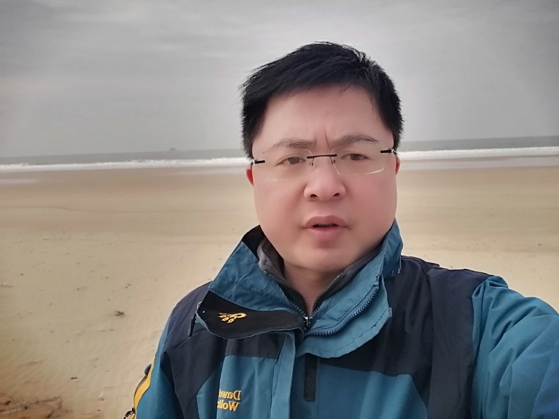 萧三歌的第一张照片--包头相亲服务中心