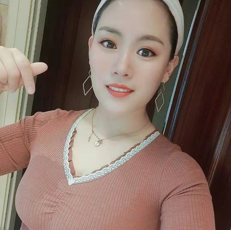 蜜&糖的第一张照片--包头相亲服务中心