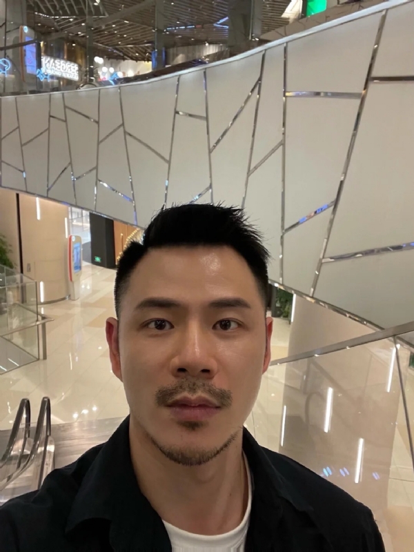 陈的第一张照片--包头相亲服务中心