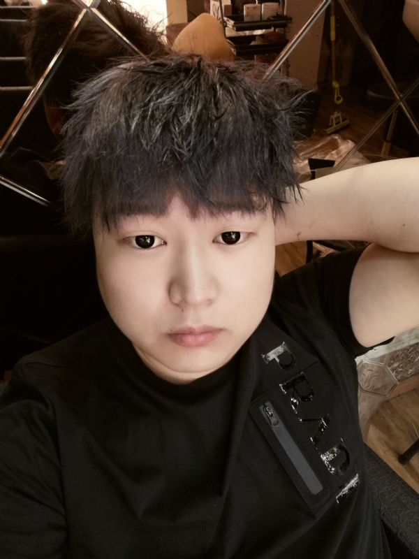 夜微凉的第二张照片--包头相亲服务中心