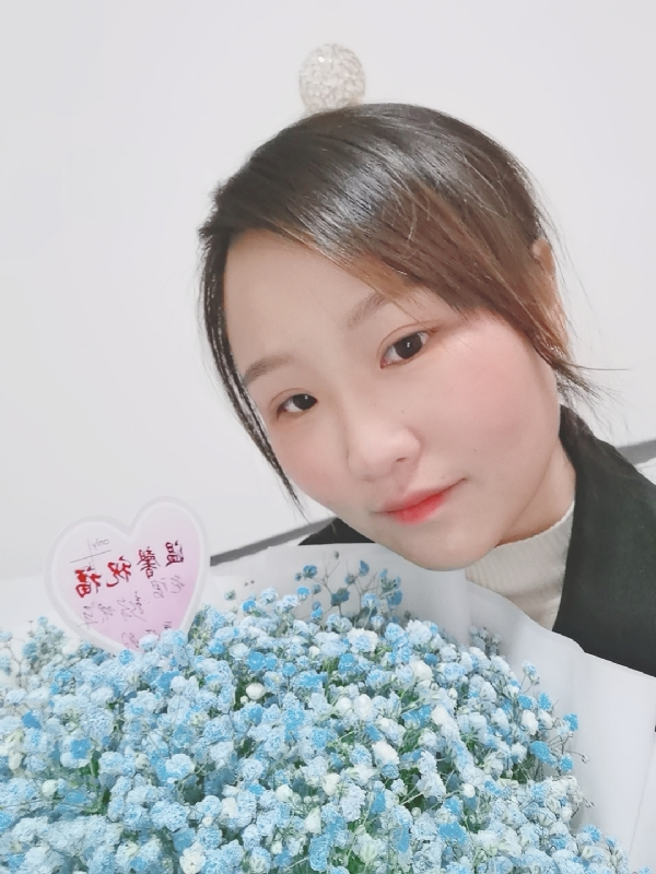 傻丫头的第一张照片--包头相亲服务中心