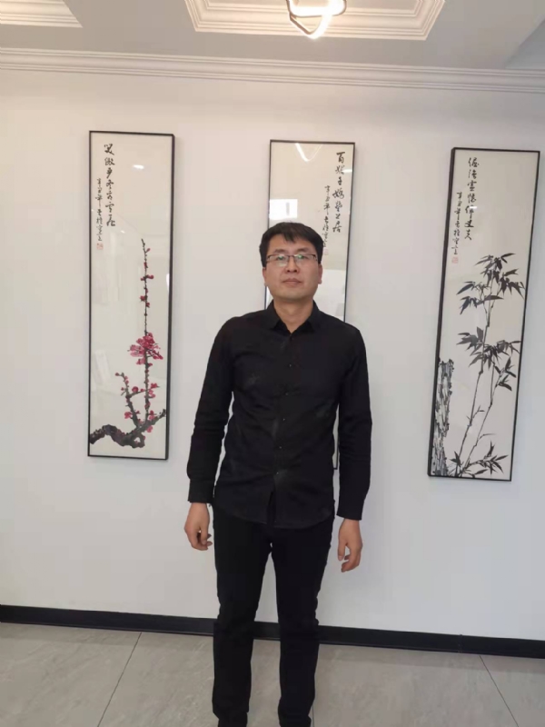 情义比天高的第一张照片--包头相亲服务中心