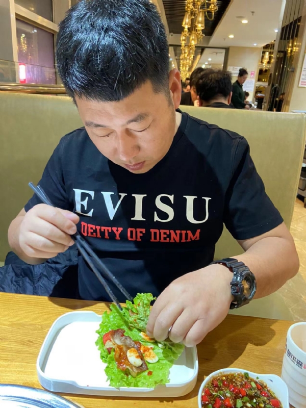 砒霜的第一张照片--包头相亲服务中心