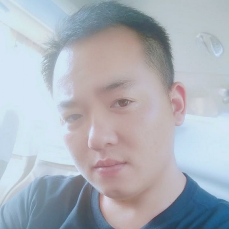 荒漠°的第一张照片--包头相亲服务中心