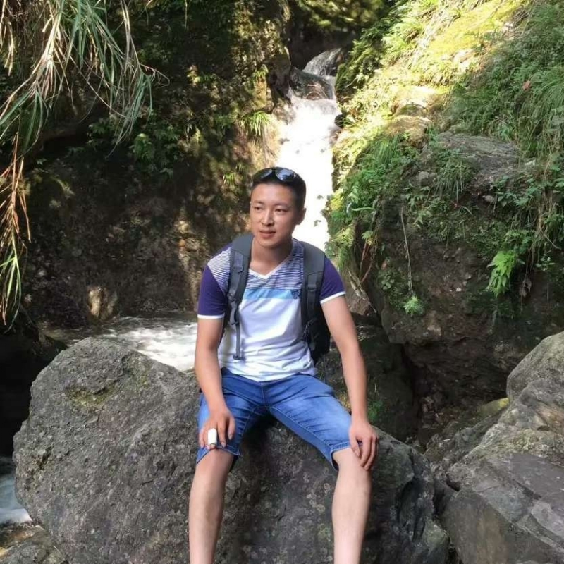 人杰地也灵的第一张照片--包头相亲服务中心