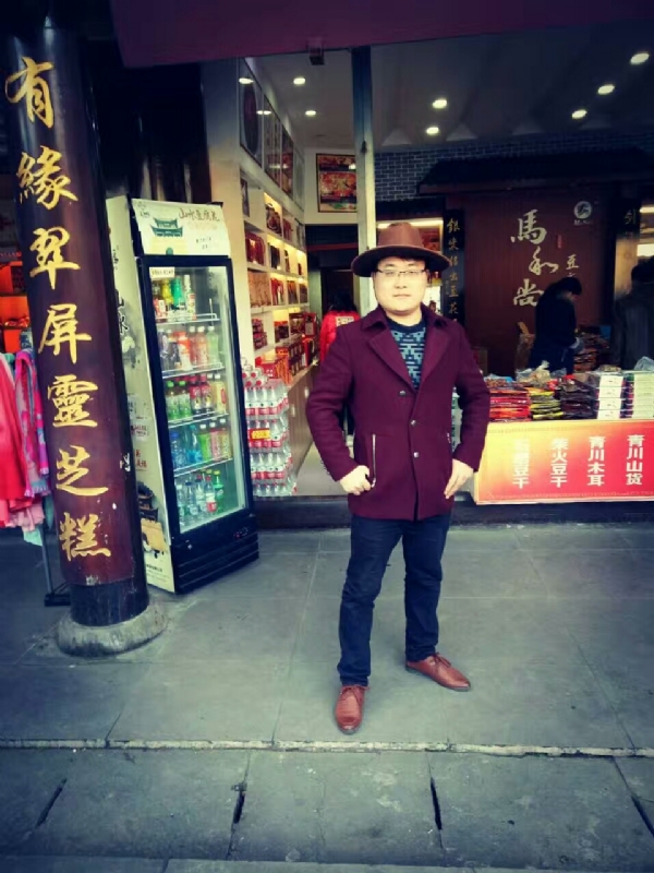 手心里的温柔的第一张照片--包头相亲服务中心