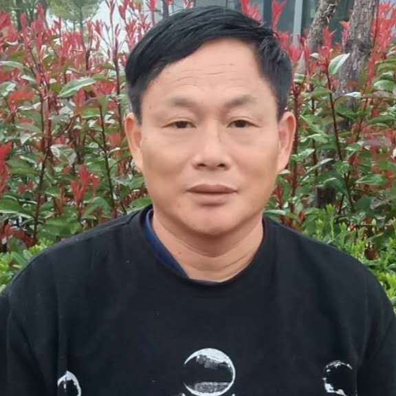 老黄牛的第一张照片--包头相亲服务中心