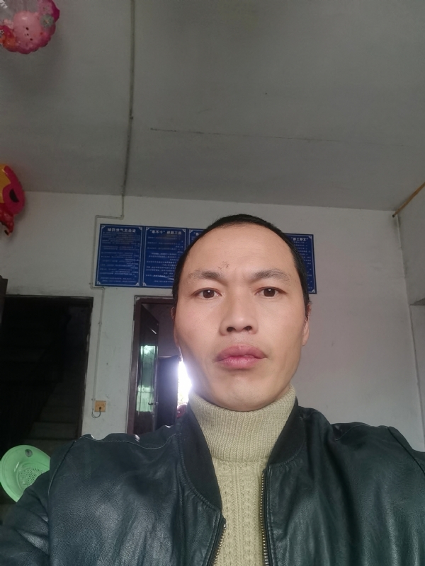 陈前的第一张照片--包头相亲服务中心