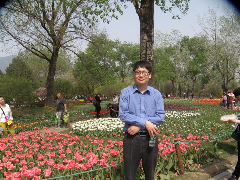 高健的第一张照片--包头相亲服务中心