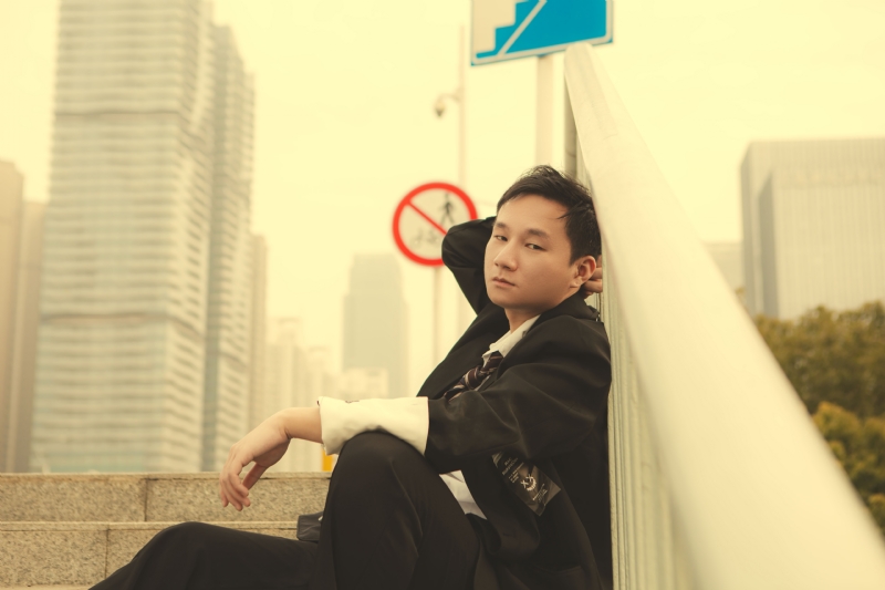 不负韶华的第一张照片--包头相亲服务中心