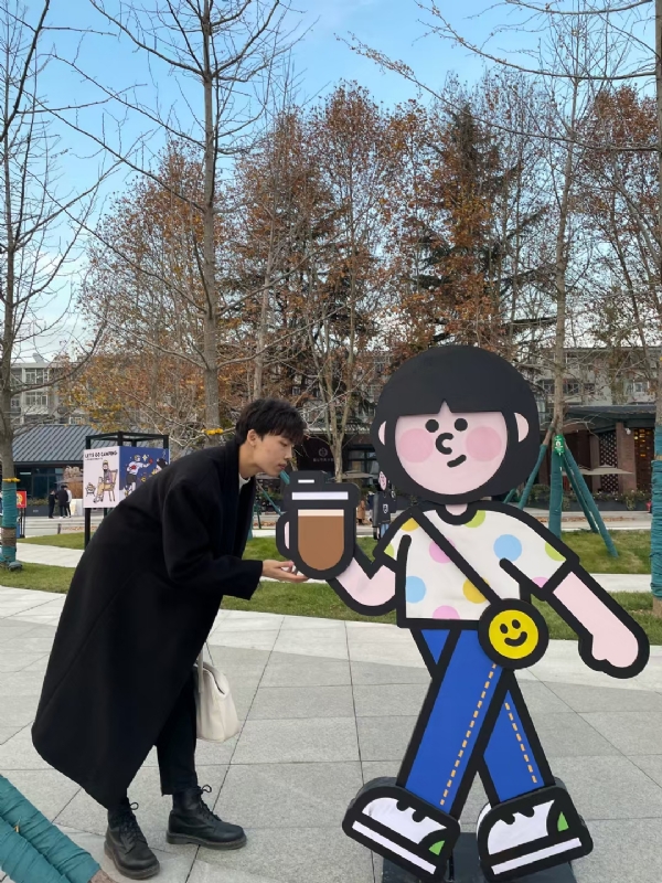 啊哈的第一张照片--包头相亲服务中心