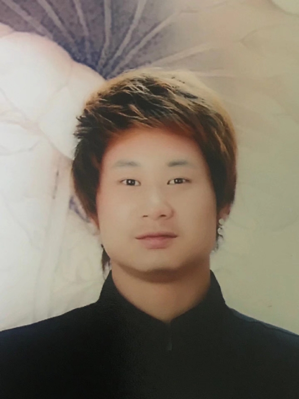 咮辛的第一张照片--包头相亲服务中心