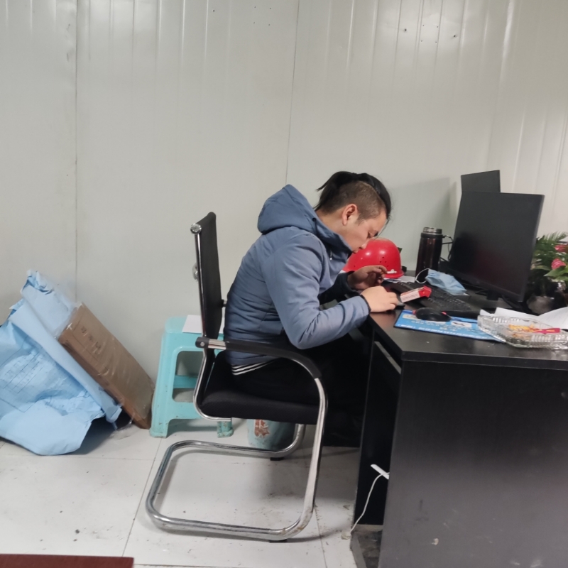 太空舱的第一张照片--包头相亲服务中心