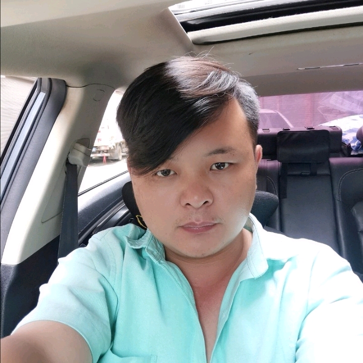 想家大黄蜂的第一张照片--包头相亲服务中心