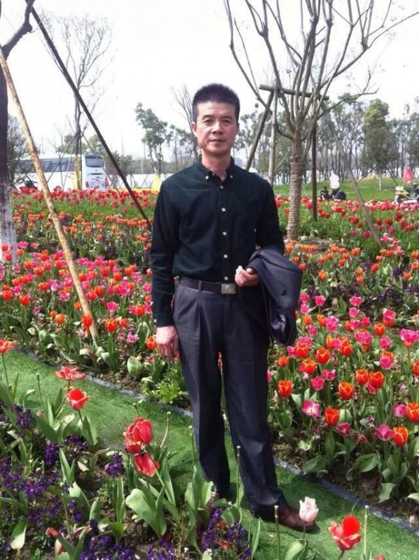 蓝天的第一张照片--包头相亲服务中心