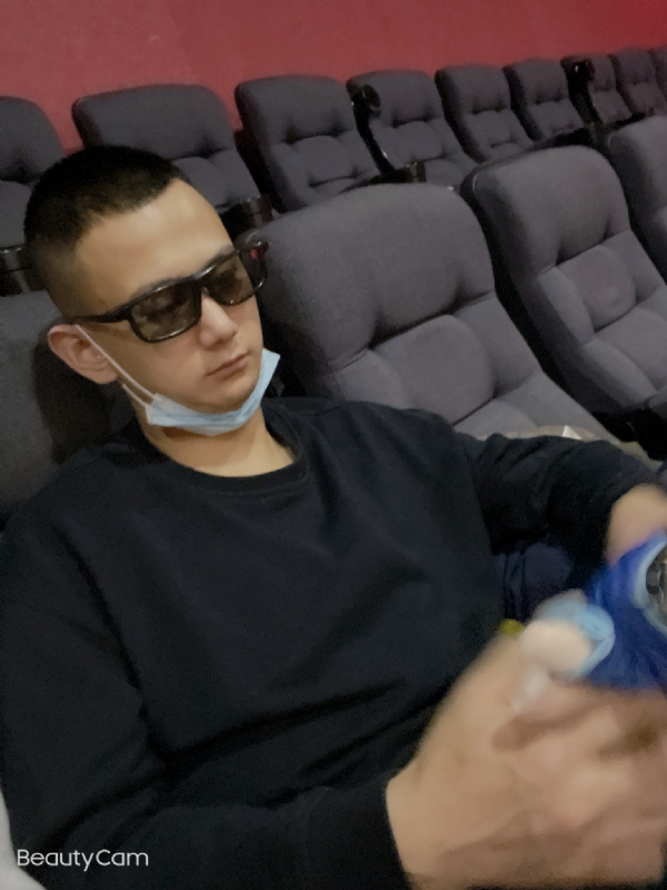 小五的第三张照片--包头相亲服务中心