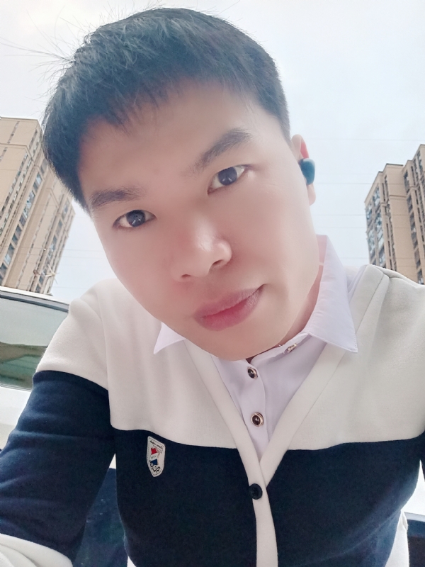 雨霁月清风的第二张照片--包头相亲服务中心