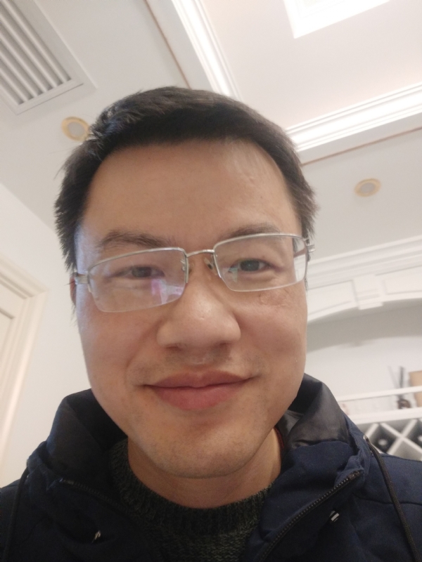 翔翔的第一张照片--包头相亲服务中心