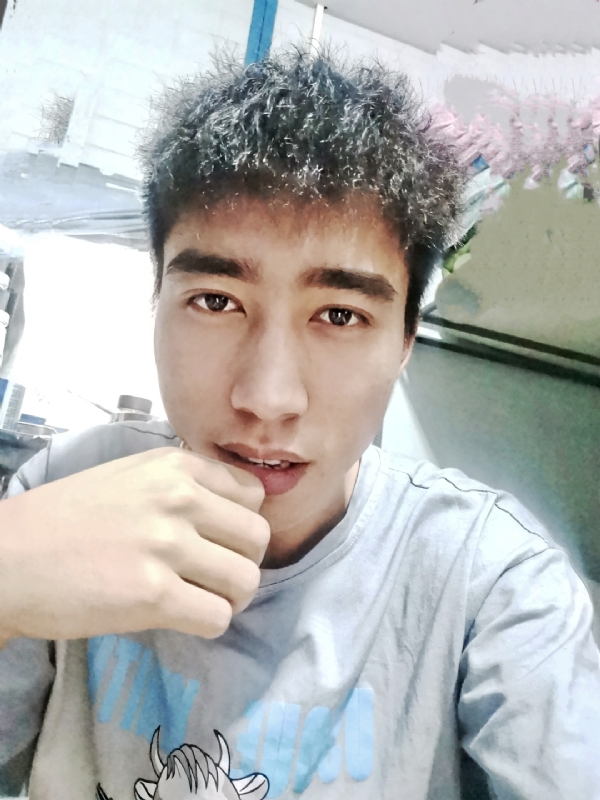 未来可期的第二张照片--包头相亲服务中心