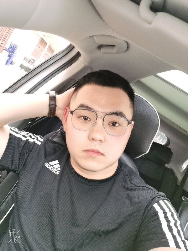 海阔天空的第一张照片--包头相亲服务中心