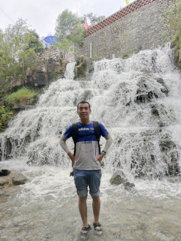 星矢的第一张照片--包头相亲服务中心