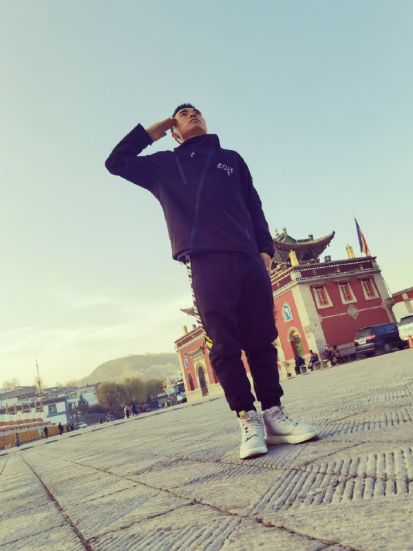 相会的第二张照片--包头相亲服务中心