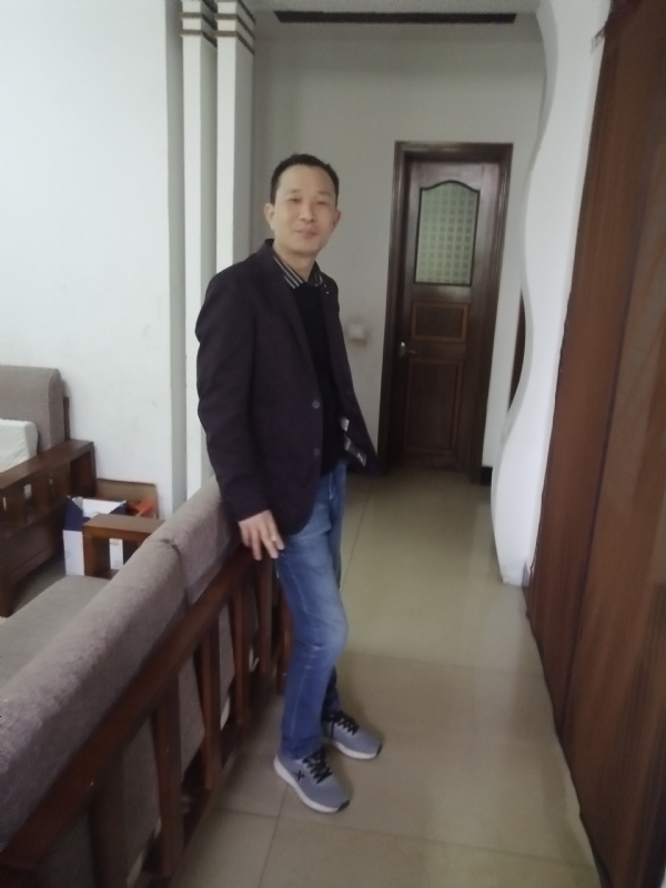 相亲相爱的第二张照片--包头相亲服务中心