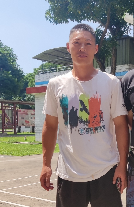 孤鹰的第一张照片--包头相亲服务中心