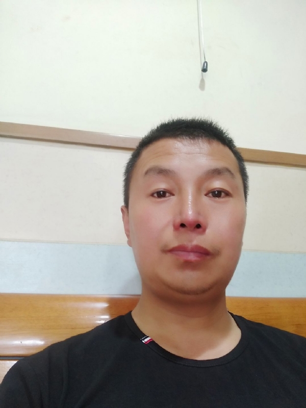 快乐的小鱼儿的第一张照片--包头相亲服务中心