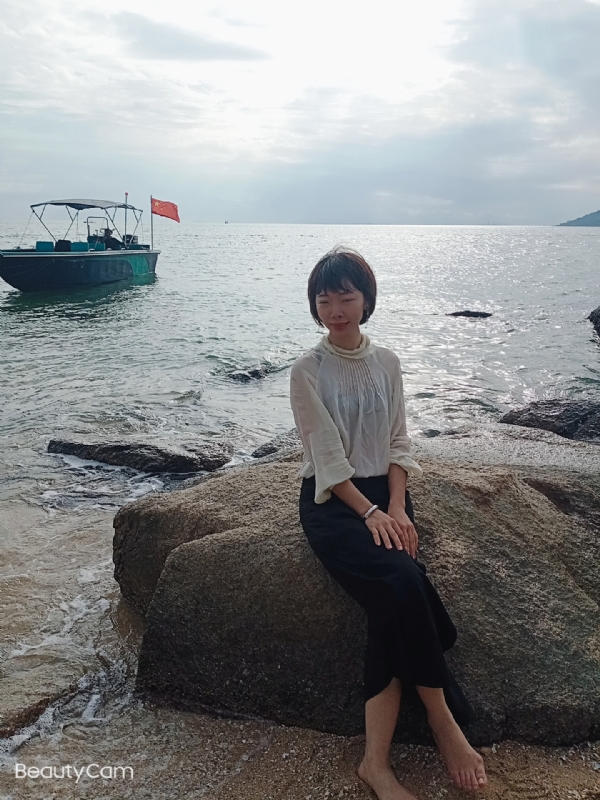 悠悠南山下的第二张照片--包头相亲服务中心