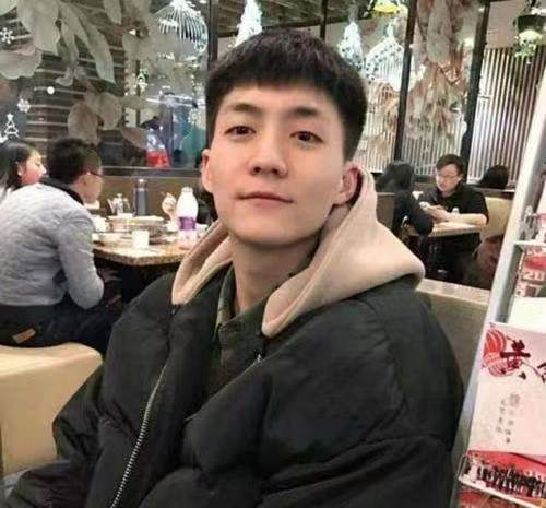 迪迪的第二张照片--包头相亲服务中心