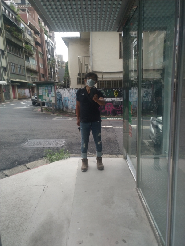 隱姓埋名的第二张照片--包头相亲服务中心