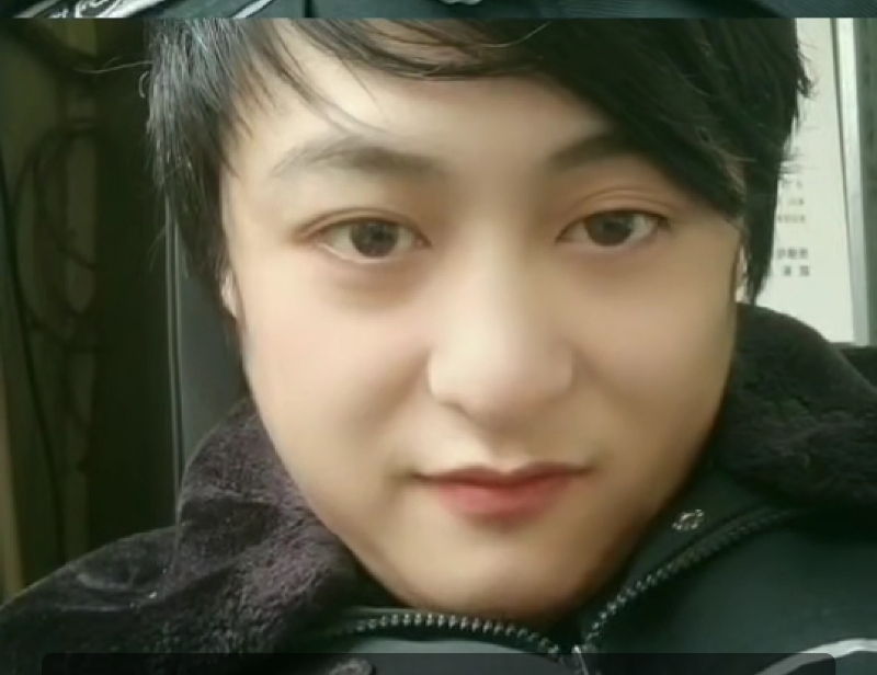 小玮的第二张照片--包头相亲服务中心