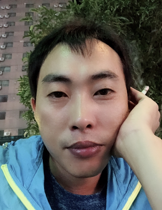 一直在路上的第一张照片--包头相亲服务中心