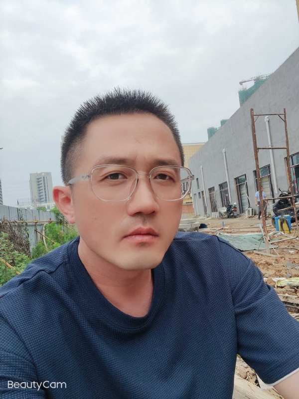 清风烈酒的第二张照片--包头相亲服务中心