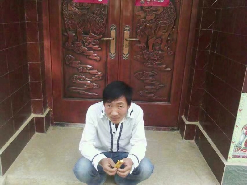 潘先生的第一张照片--包头相亲服务中心