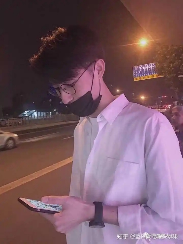 情圣的第二张照片--包头相亲服务中心