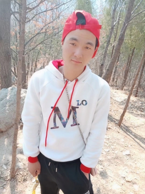 天赐人生的第一张照片--包头相亲服务中心