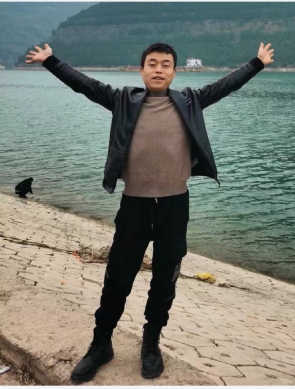 寂寞的风的第二张照片--包头相亲服务中心