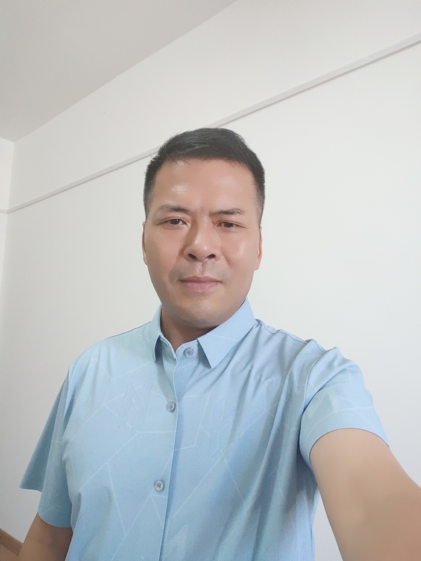 牵挂的第一张照片--包头相亲服务中心