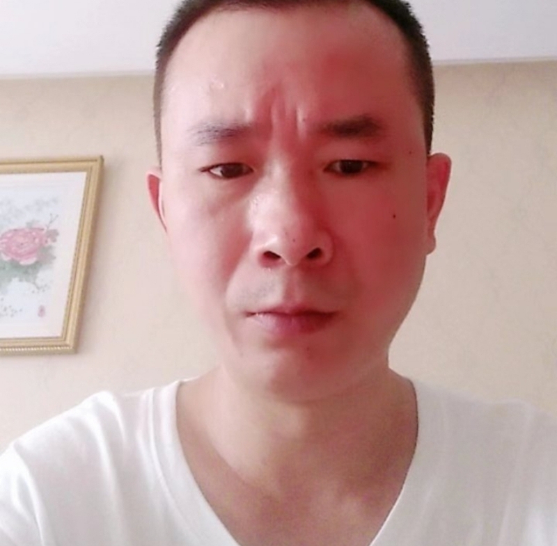 自由飞翔的第三张照片--包头相亲服务中心